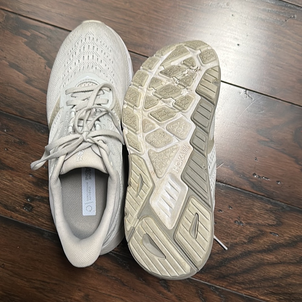 Hoka shoes